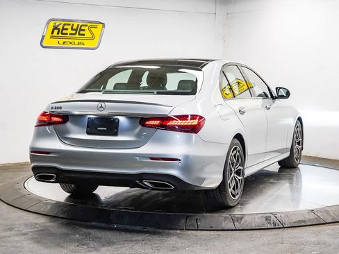 Used 2022 Mercedes-Benz E 350 Sedan w/ Driver Assistance Package image 4