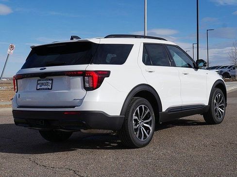 New 2026 Ford Explorer ST-Line AWD/4WD image 5