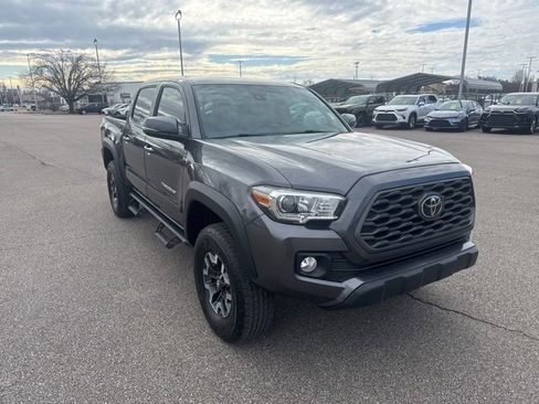 Used 2020 Toyota Tacoma TRD Off-Road image 7