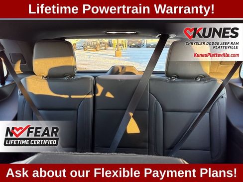 Used 2024 Chevrolet Tahoe Z71 w/ Luxury Package AWD/4WD image 34