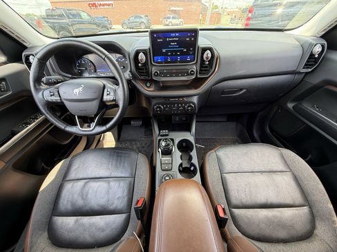 Used 2021 Ford Bronco Sport Outer Banks image 12