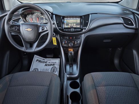 Used 2022 Chevrolet Trax LS w/ Tint and Cruise Package FWD image 26