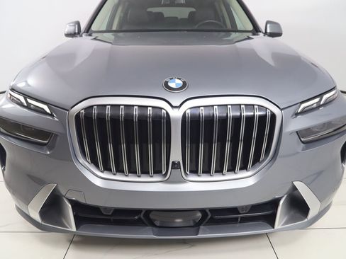 Used 2024 BMW X7 xDrive40i AWD/4WD image 48