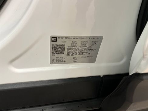 Used 2024 Chevrolet Equinox LT AWD/4WD image 24