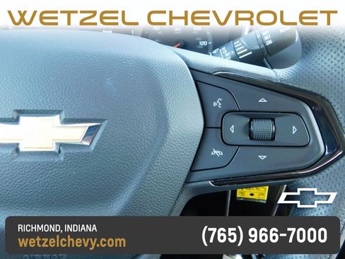 Used 2023 Chevrolet TrailBlazer LS AWD/4WD image 28
