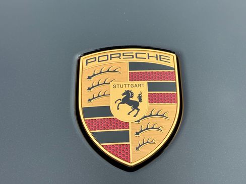 New 2026 Porsche Macan 4 Electric image 19