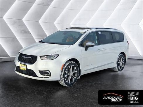 New 2026 Chrysler Pacifica Pinnacle image 18