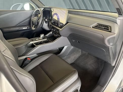 Certified 2024 Lexus TX 350 AWD w/ Captains Chair Package image 25