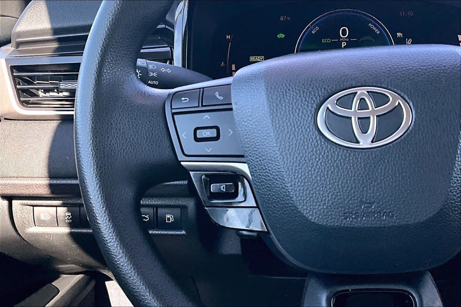 Certified 2025 Toyota Camry LE FWD image 23