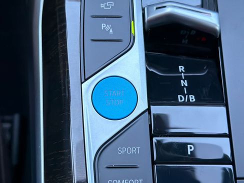 Used 2023 BMW i4 eDrive35 RWD image 28