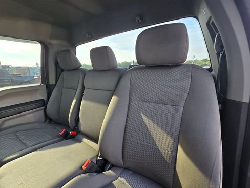 Used 2022 Ford F250 XLT w/ Camper Package RWD image 11