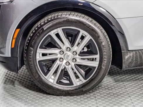 Used 2024 Cadillac Lyriq Tech RWD image 35