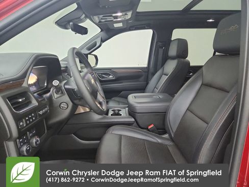 Used 2024 Chevrolet Tahoe High Country AWD/4WD image 19