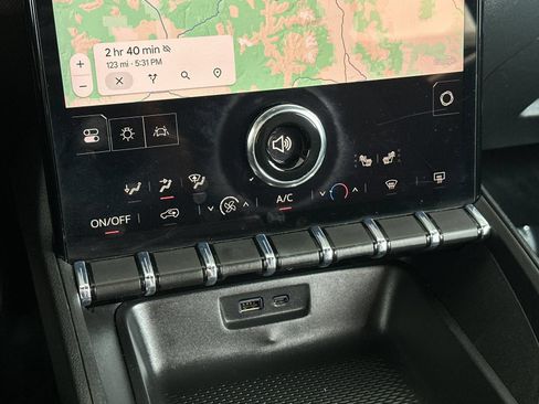 Used 2025 GMC Terrain Elevation AWD/4WD image 19