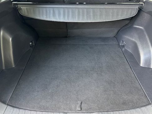 Certified 2021 Toyota RAV4 XLE w/ Convenience Package AWD/4WD image 14