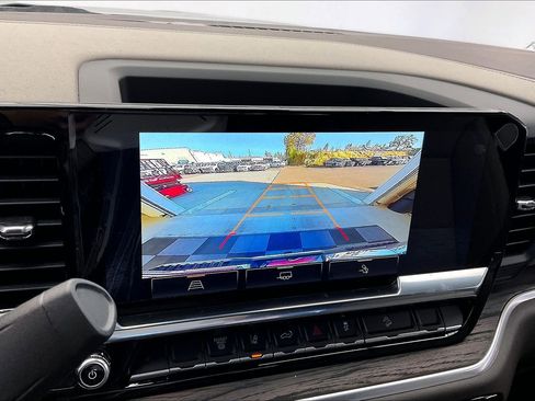 New 2026 GMC Sierra 3500 SLT image 13