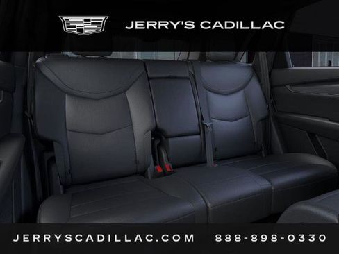 New 2025 Cadillac XT5 Luxury FWD image 18