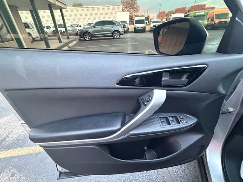Used 2020 Mitsubishi Eclipse Cross ES AWD/4WD image 18