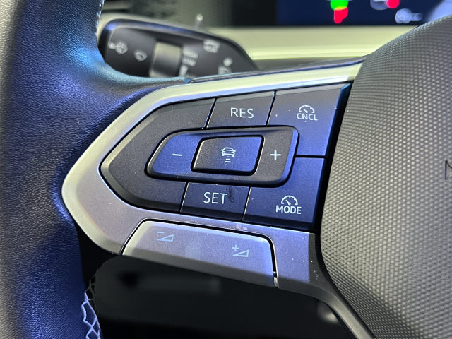 Certified 2026 Volkswagen Tiguan SE FWD image 21