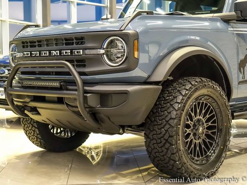 New 2025 Ford Bronco 2-Door AWD/4WD image 3