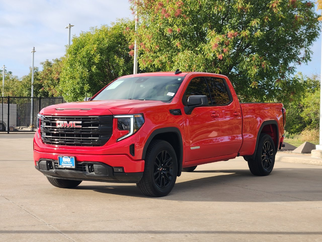 Used 2026 GMC Sierra 1500 Elevation RWD image 3