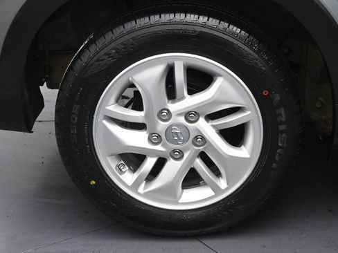 Used 2022 Hyundai Venue SE FWD image 33