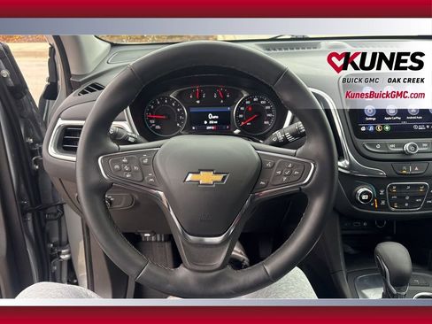Used 2024 Chevrolet Equinox LT image 19