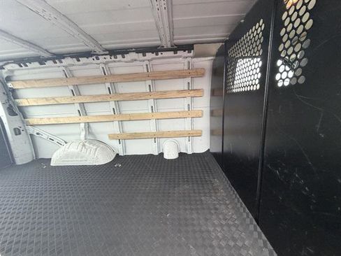Used 2024 Chevrolet Express 2500 w/ Driver Convenience Package image 13