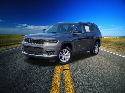 Used 2022 Jeep Grand Cherokee L Limited w/ Trailer Tow Group (B) AWD/4WD image 33