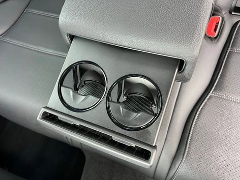 Used 2023 Mercedes-Benz C 300 Sedan image 14