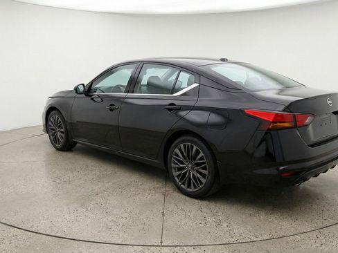 Used 2025 Nissan Altima 2.5 SV image 6