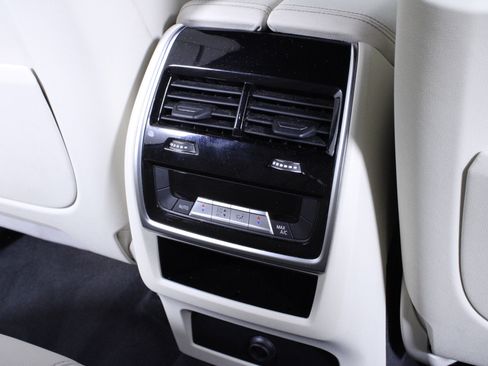 Used 2020 BMW X5 sDrive40i w/ Premium Package image 17