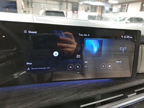 Used 2024 Hyundai Santa Fe Calligraphy image 24