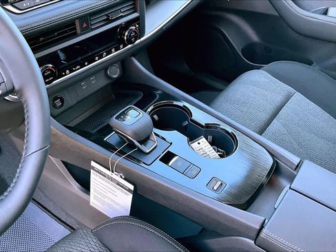 New 2026 Nissan Rogue SV image 7