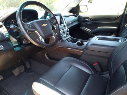 Used 2015 Chevrolet Suburban LT w/ Max Trailering Package image 10