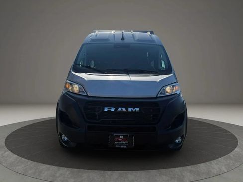 Used 2023 RAM ProMaster 2500 w/ Driver Convenience Group FWD image 3