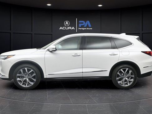Used 2024 Acura MDX SH-AWD w/ Technology Package image 24
