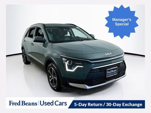 Used 2023 Kia Niro EX FWD image 1