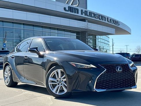Used 2023 Lexus IS 300 w/ Comfort Package image 2