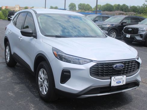 New 2026 Ford Escape Active w/ Cold Weather Package AWD/4WD image 9