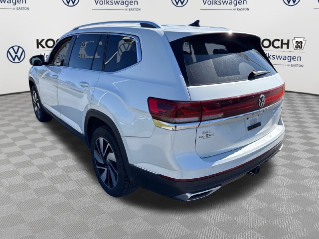 Used 2024 Volkswagen Atlas SEL AWD/4WD image 6