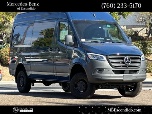 New 2025 Mercedes-Benz Sprinter 2500 image 1