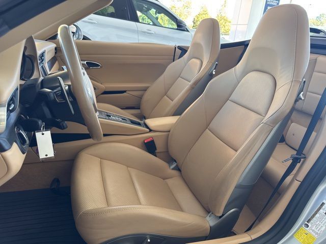 Used 2016 Porsche 911 Carrera GTS RWD image 25