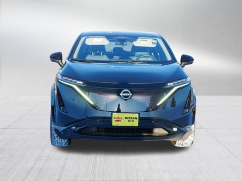 Used 2023 Nissan Ariya image 2