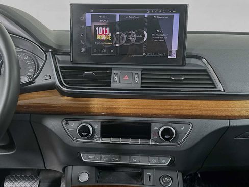 Certified 2023 Audi Q5 Premium w/ Convenience Package image 13