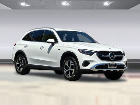 Certified 2025 Mercedes-Benz GLC 350e 4MATIC image 6