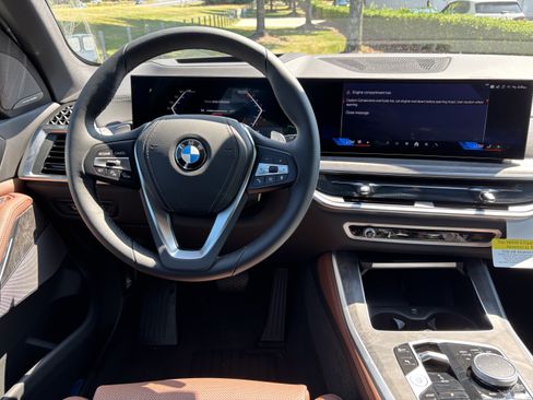 Used 2026 BMW X5 xDrive40i w/ Premium Package AWD/4WD image 19