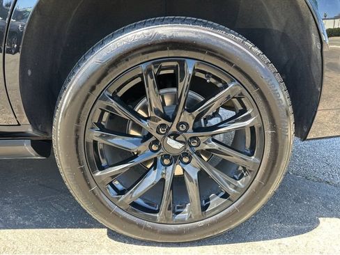 Certified 2024 Cadillac Escalade Sport Platinum w/ LPO, ONYX Package AWD/4WD image 16