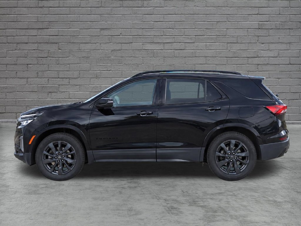 Certified 2023 Chevrolet Equinox RS w/ RS Leather Package AWD/4WD image 2