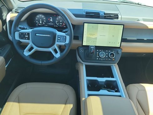 New 2026 Land Rover Defender 110 X-Dynamic SE AWD/4WD image 17